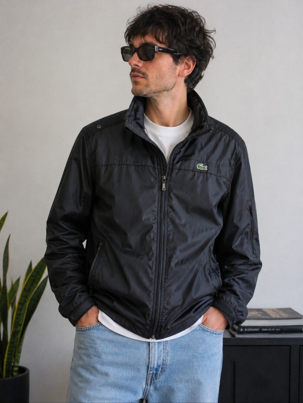 Lacoste Men's Windbreaker Jacket Size 52 (XL) Black Mesh Lined Full Zip.